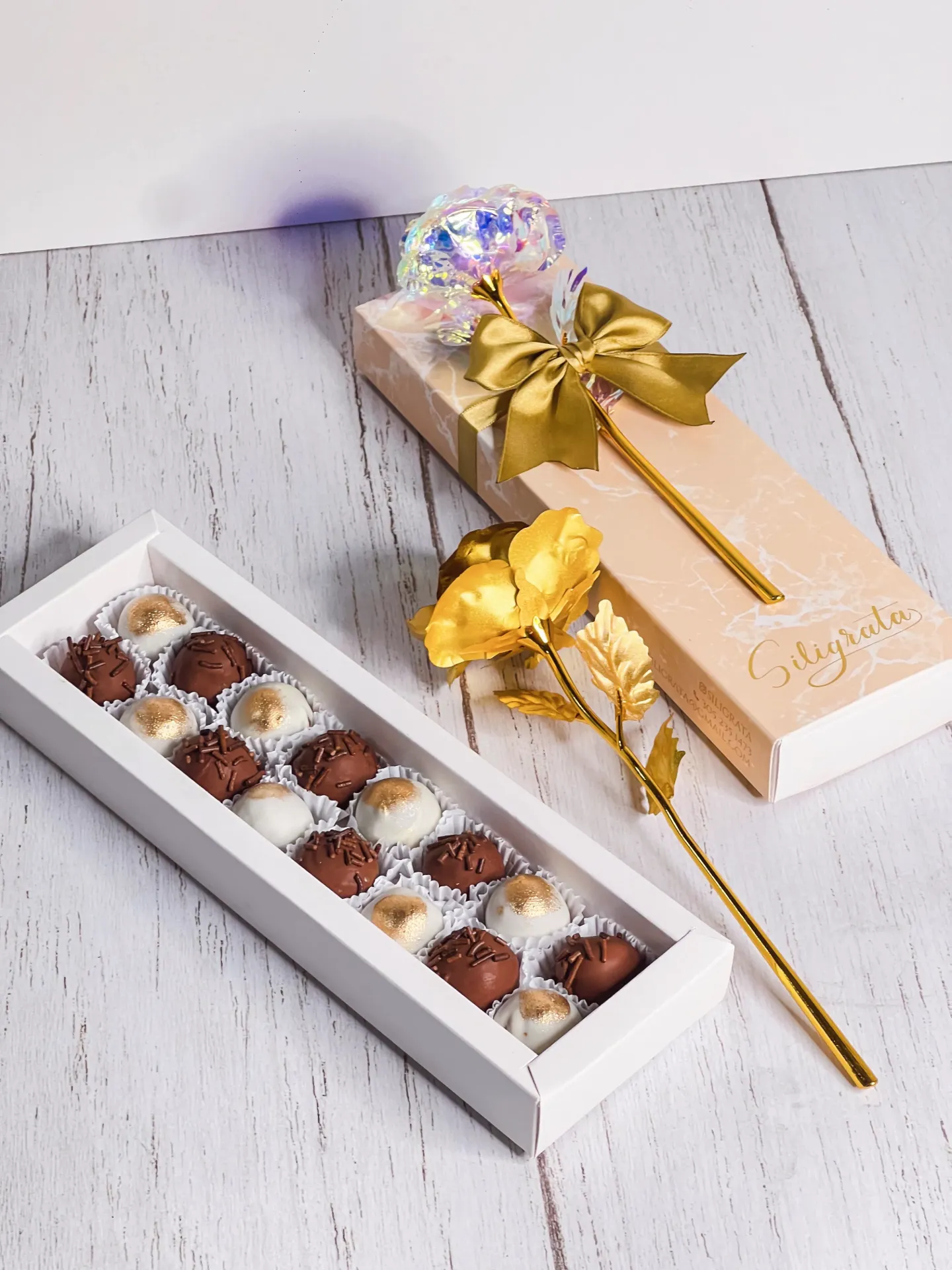 Trufas x 16 (Tarjeta en blanco, Milo, Negro, Sin Rosa)